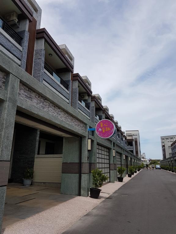 Childlike Innocence Homestay Città di Hualien Esterno foto