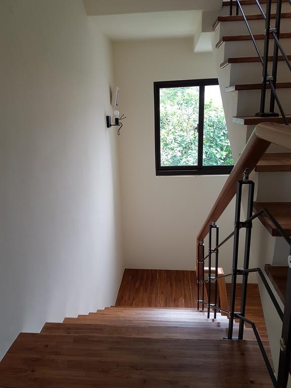 Childlike Innocence Homestay Città di Hualien Esterno foto