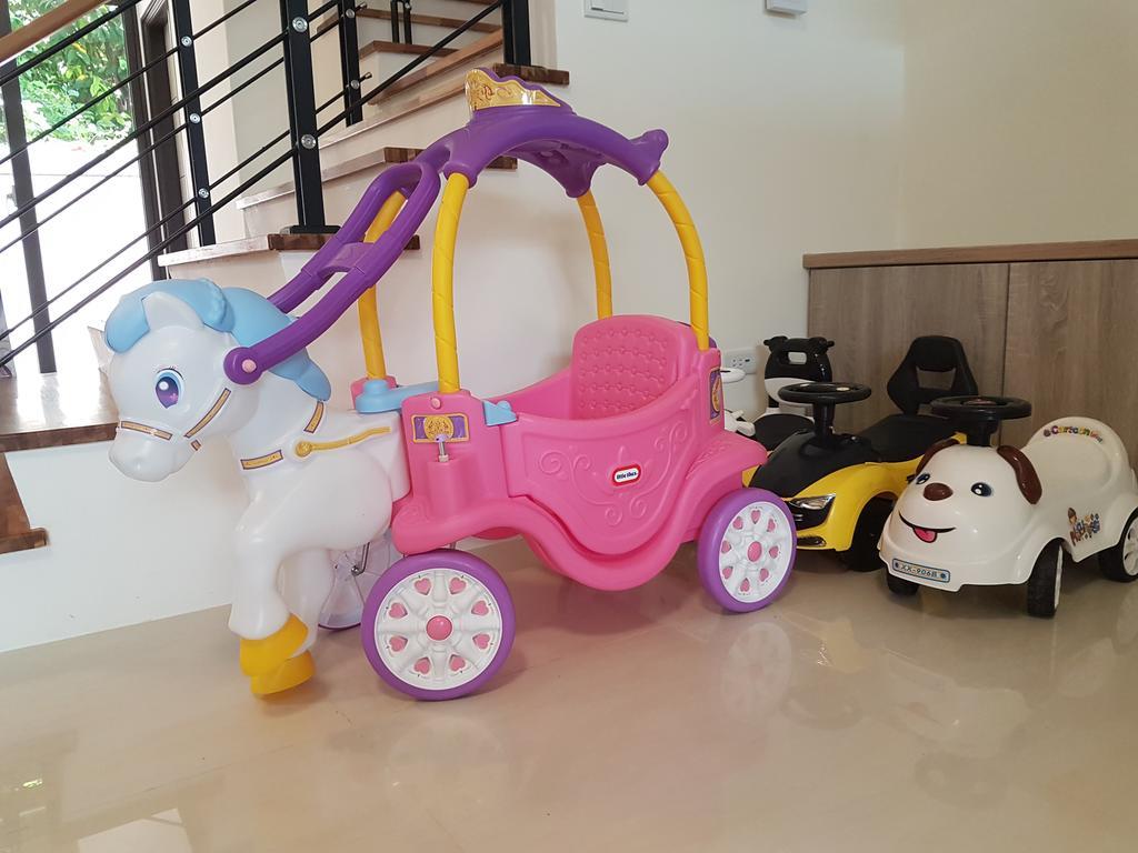 Childlike Innocence Homestay Città di Hualien Esterno foto