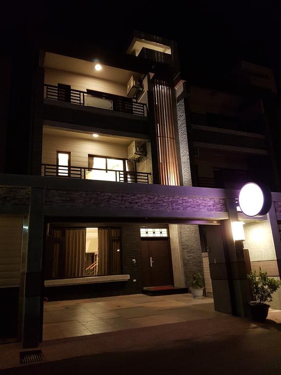Childlike Innocence Homestay Città di Hualien Esterno foto