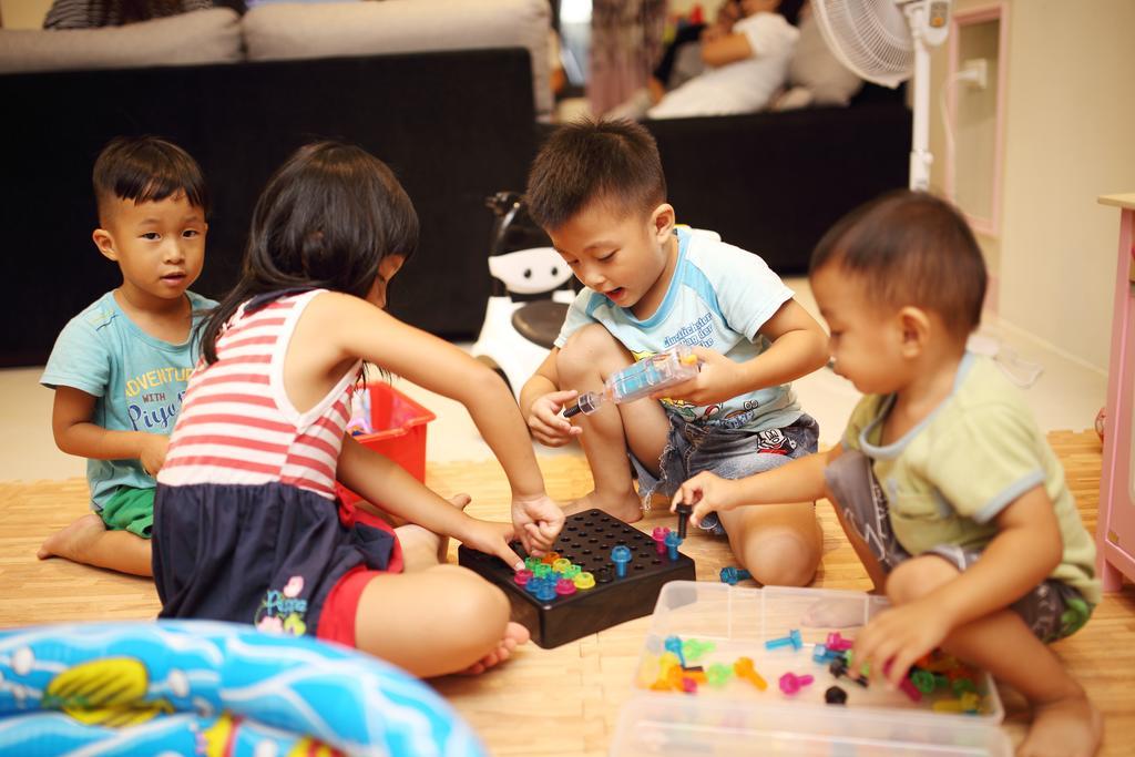 Childlike Innocence Homestay Città di Hualien Esterno foto