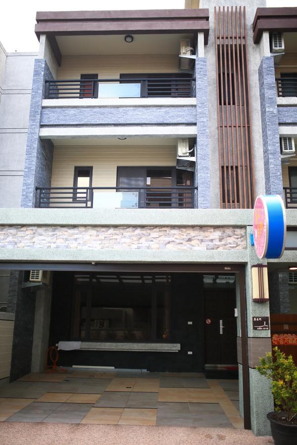 Childlike Innocence Homestay Città di Hualien Esterno foto