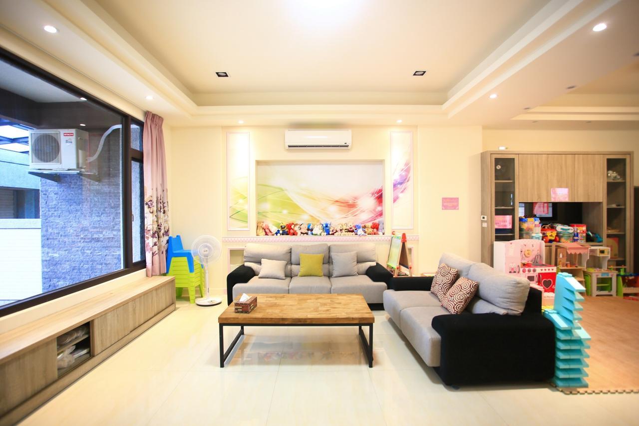 Childlike Innocence Homestay Città di Hualien Esterno foto